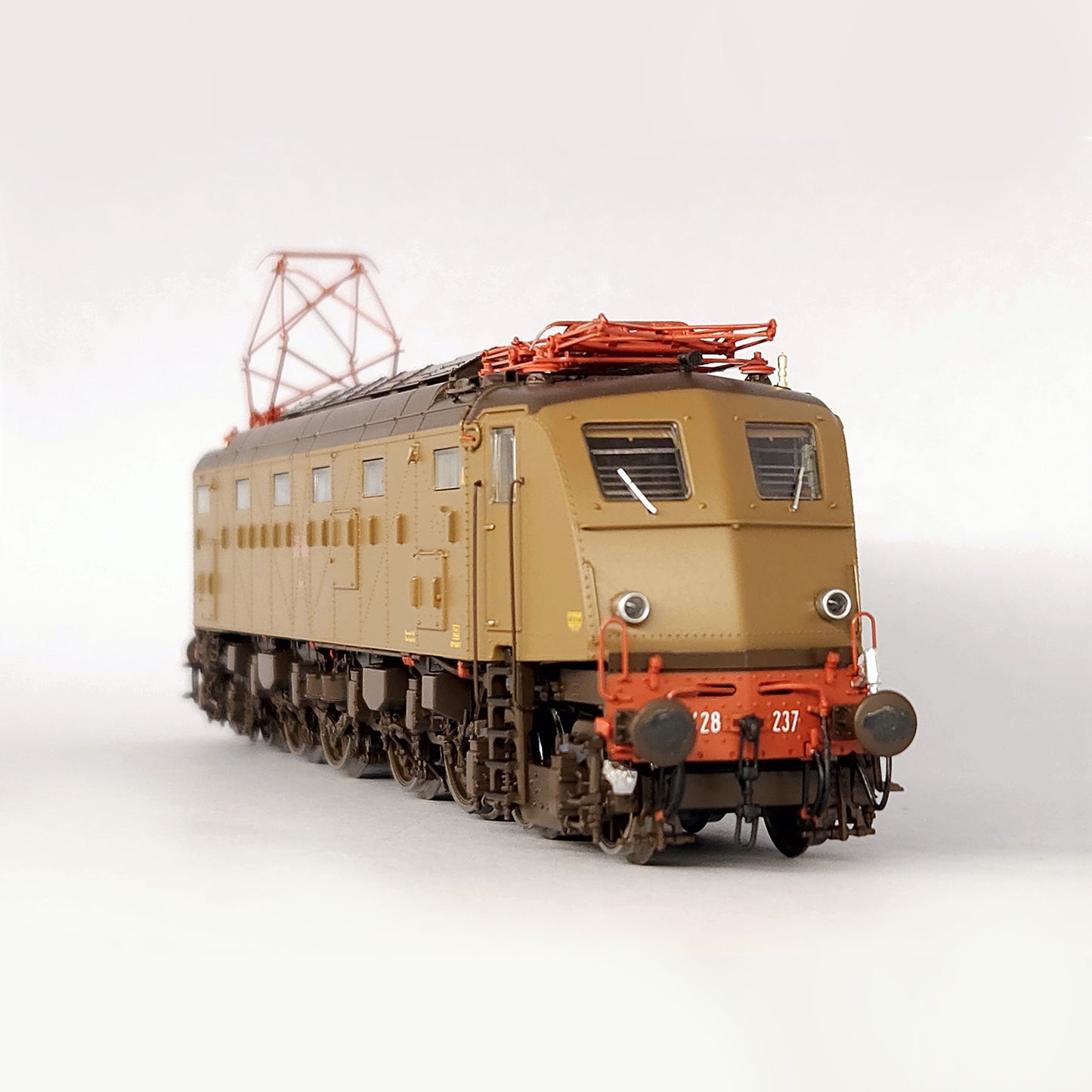 AiMX Models Locomotiva Elettrica FS E 428 237 ANSALDO – H0 1/87 AX2042S DCC Sound+ Castano Isabella Era IV Ferrovia