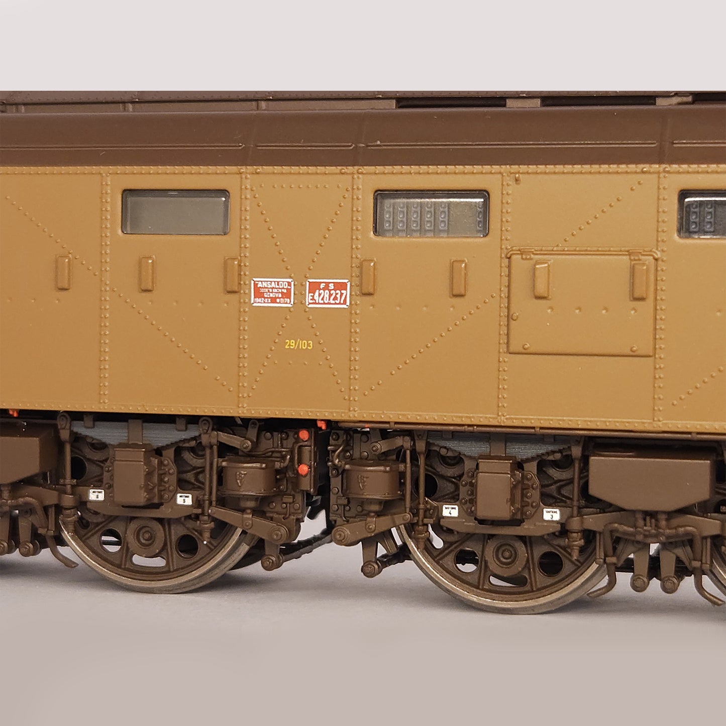 AiMX Models Locomotiva Elettrica FS E 428 237 ANSALDO – H0 1/87 AX2042S DCC Sound+ Castano Isabella Era IV Ferrovia