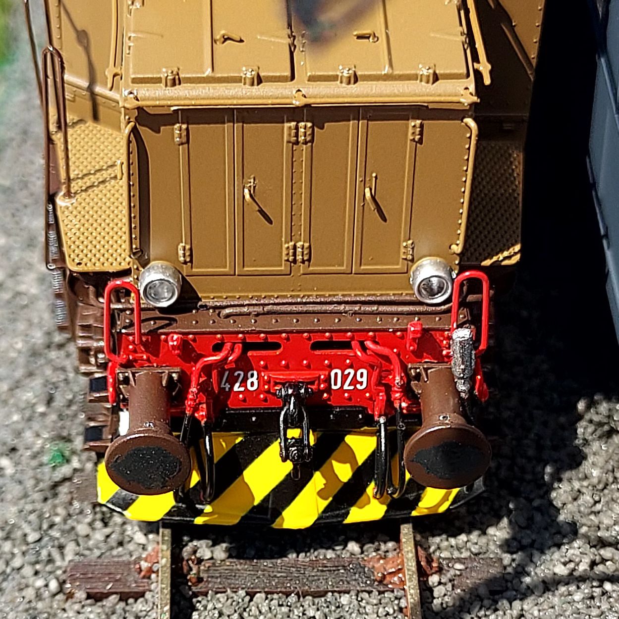 Aimx models R1000 Set of 10pcs realistic and articulated hook in metal