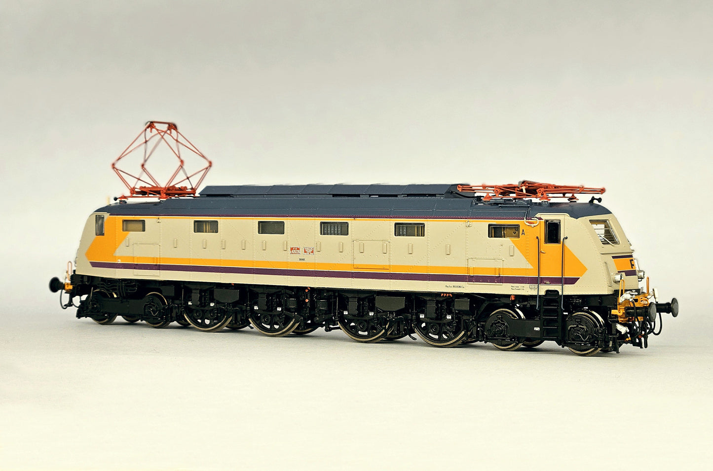 AiMX Models Locomotiva Elettrica FS E 428 226 ANSALDO "Pira ta" livrea MDVC – H0 1/87 AX2046S DCC Sound+ Era IV