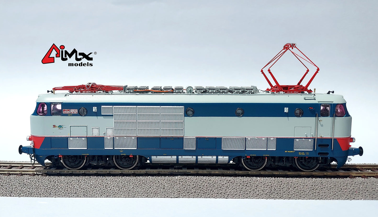 AiMX Models Locomotiva Elettrica FS E 444 005 Tartaruga Elettronica “Full Chopper”– H0 1/87 AX2055 grigio/blu – Era IV