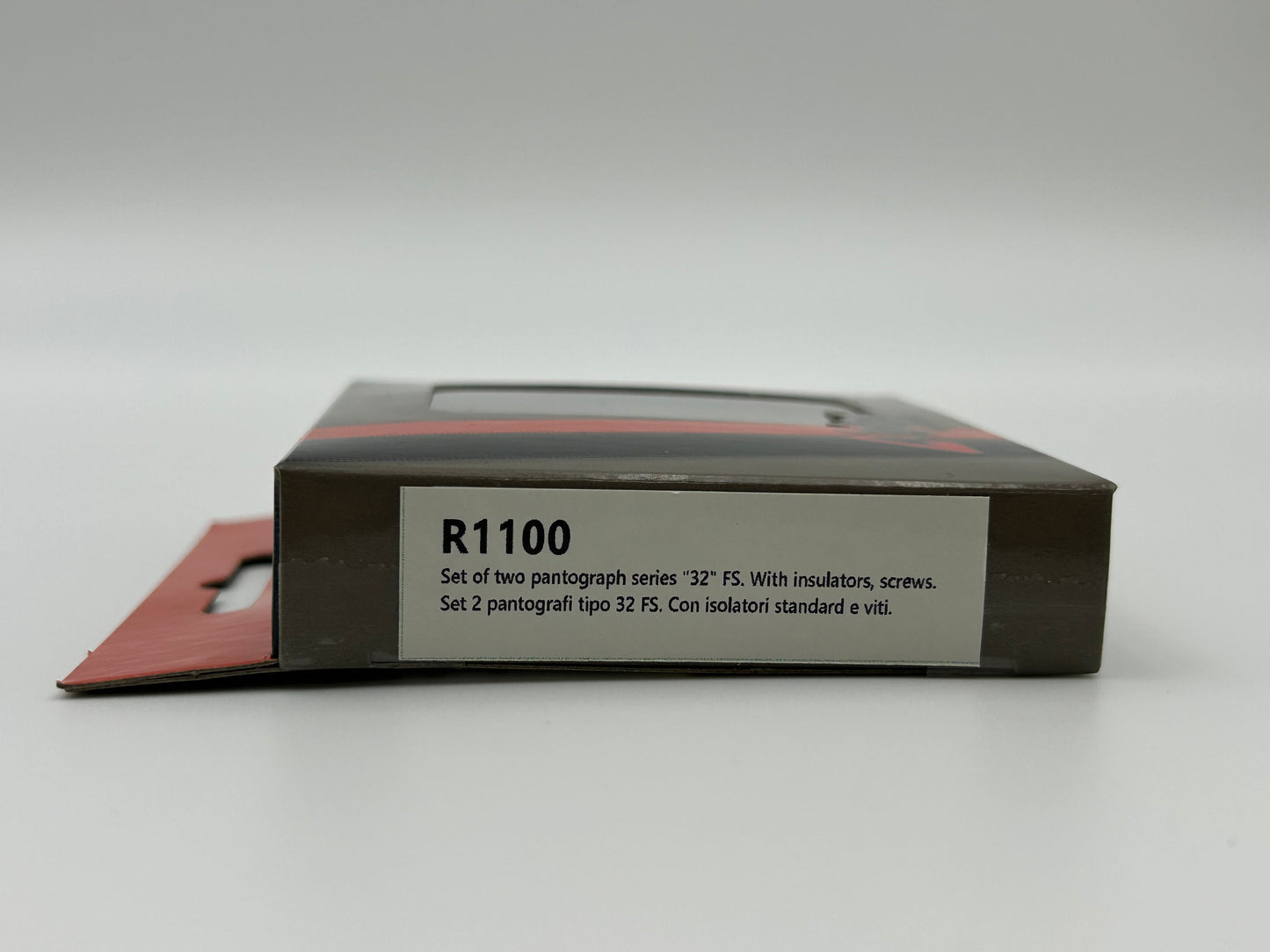 Modelli AiMX R1100 Set di due pantografi serie 32 + isolatori e viti completi